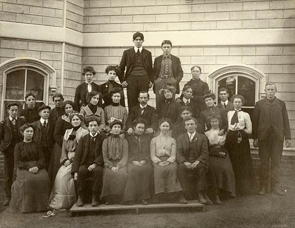 Students (classes of) 1902, 1903, 1904